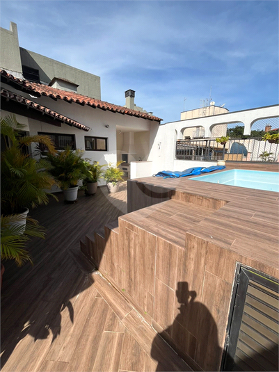 Foto REO1128634