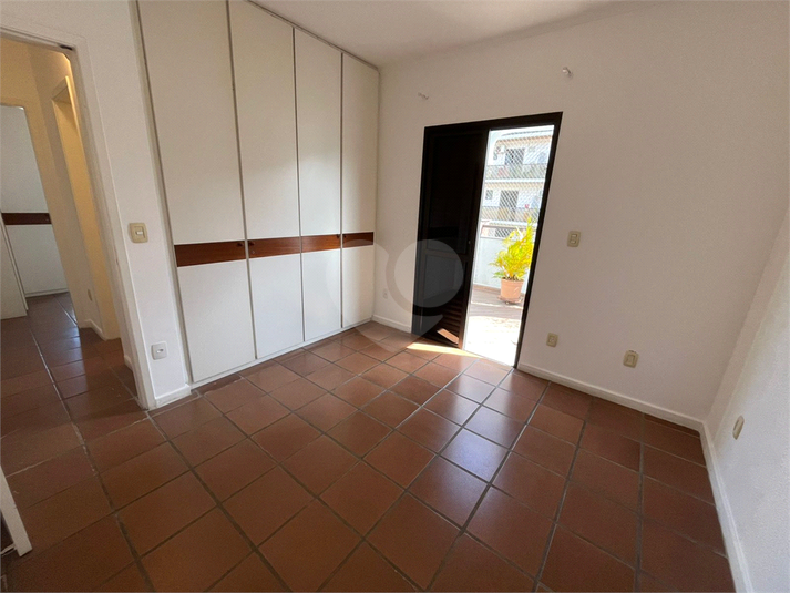 Foto REO1128634