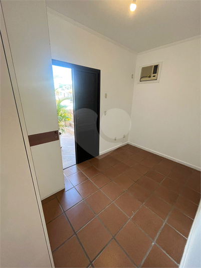 Foto REO1128634