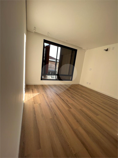Foto REO1128832