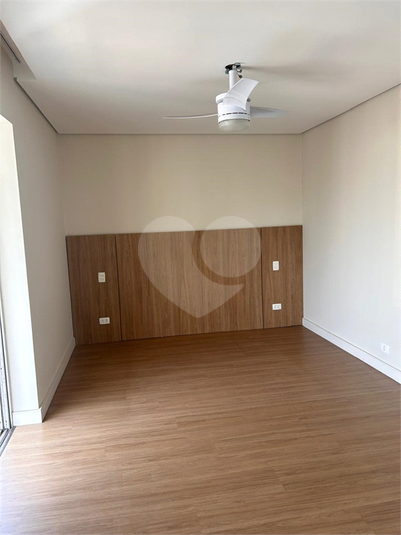 Foto REO1128837