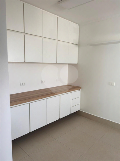 Foto REO1128837