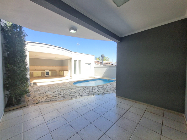 Foto REO1128846
