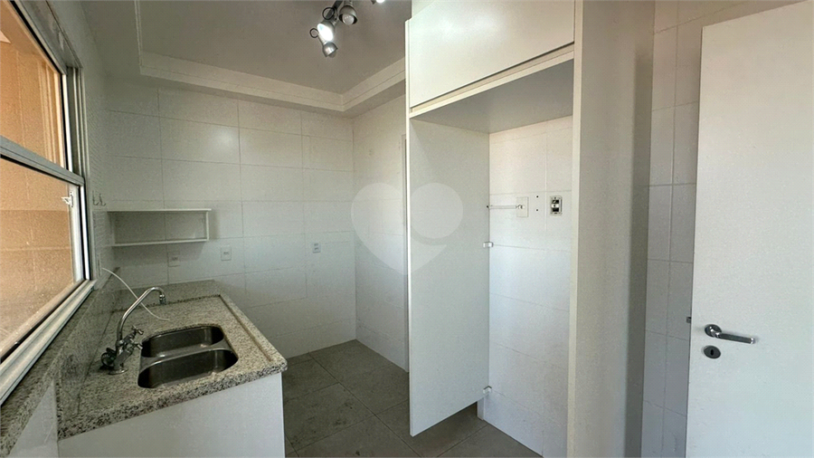 Foto REO1128847
