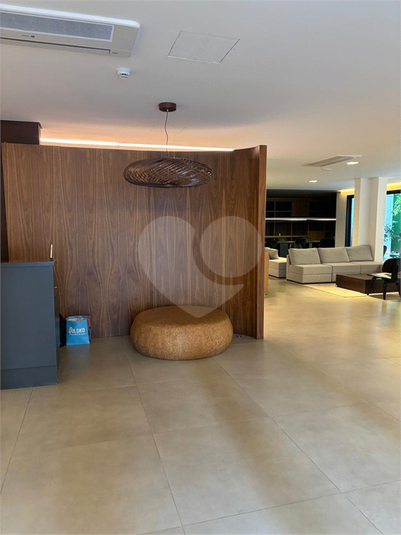 Foto REO1128866