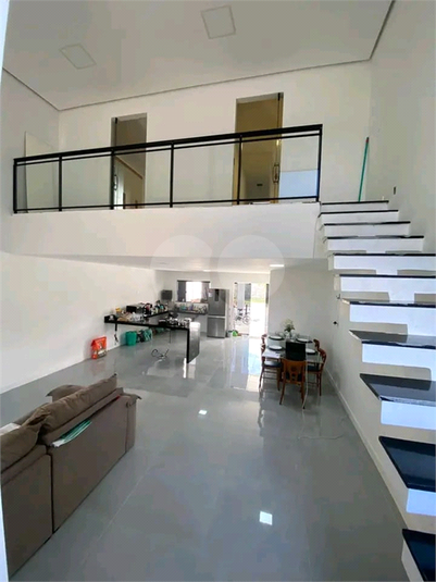 Foto REO1128884