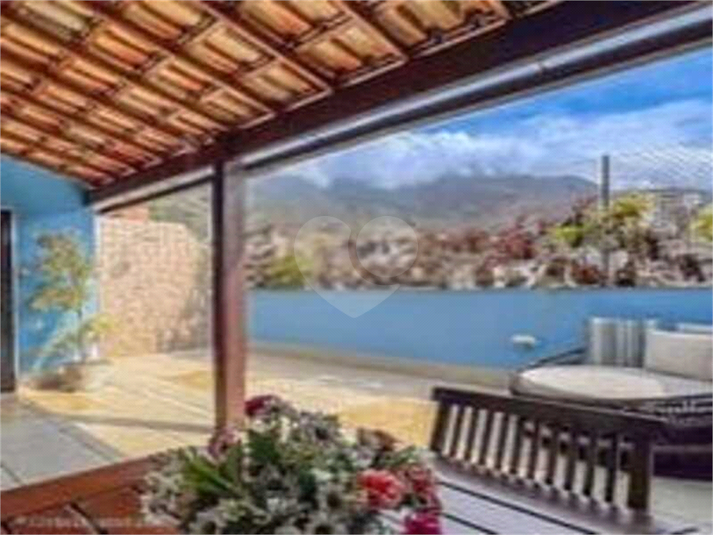 Foto REO1128888