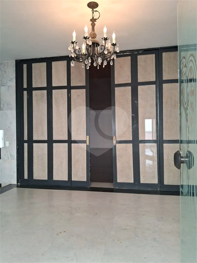 Foto REO1128912