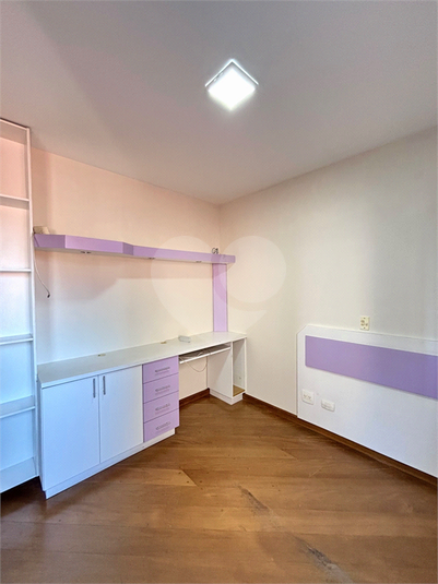 Foto REO1128963