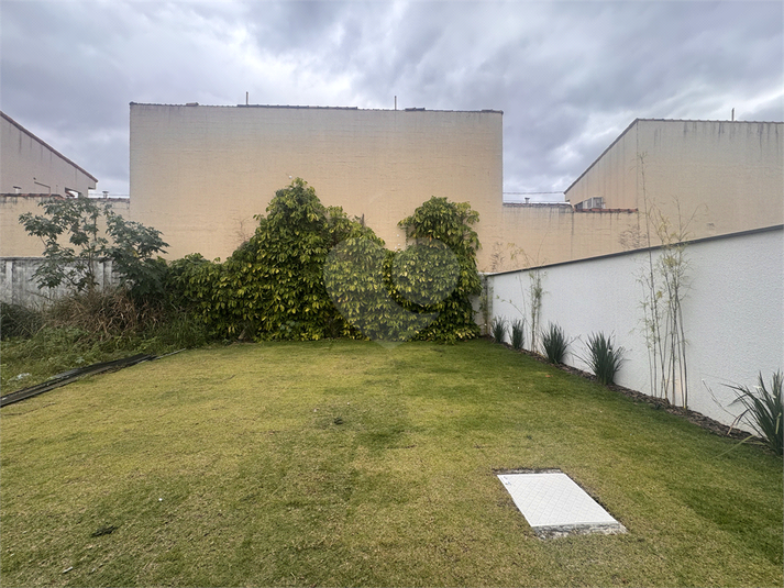 Foto REO1129000