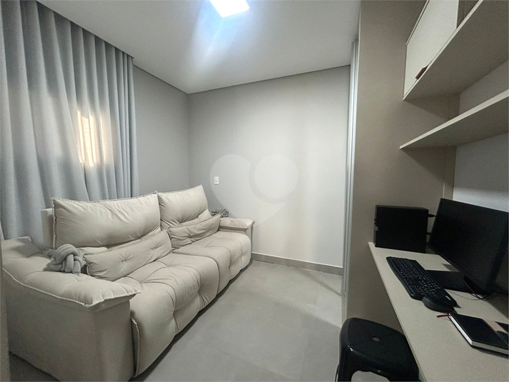 Foto REO1129026