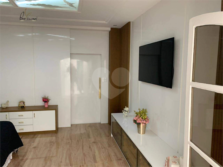 Foto REO1129039