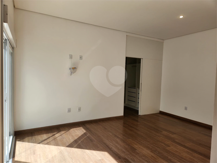 Foto REO1129042