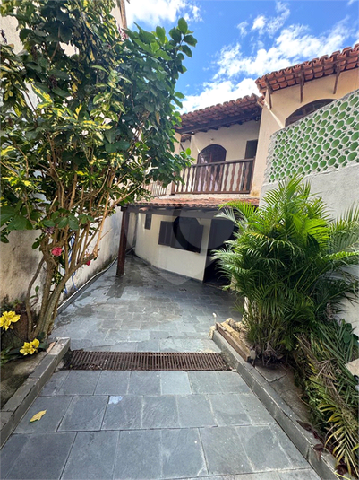 Foto REO1129046