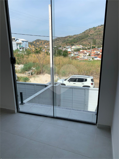 Foto REO1129059