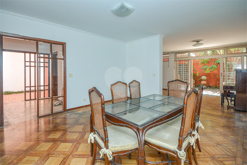 Foto REO1129072