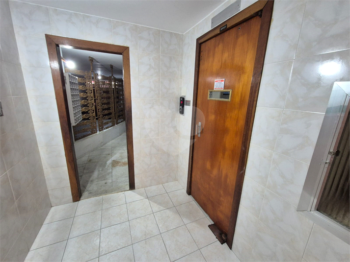 Foto REO1129117