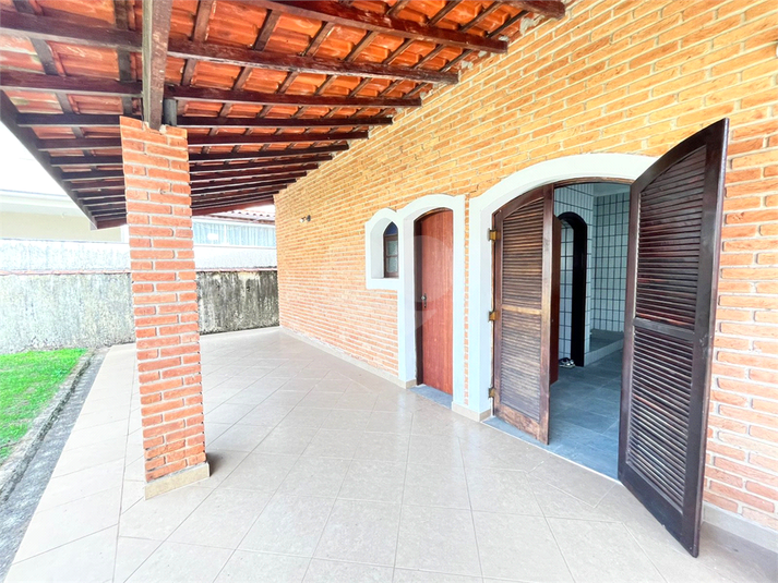 Foto REO1129128