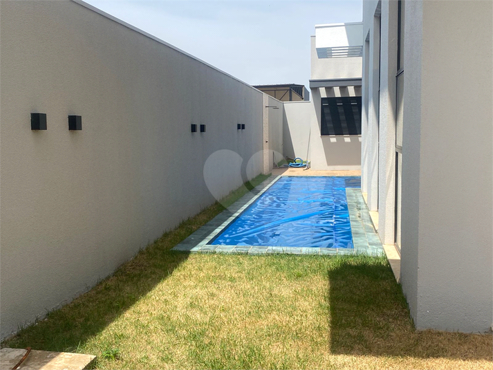 Foto REO1129159