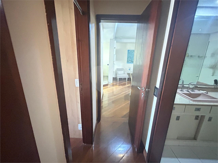 Foto REO1129229