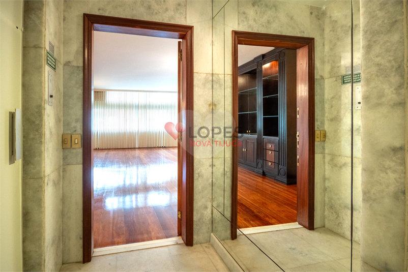 Foto REO1129258
