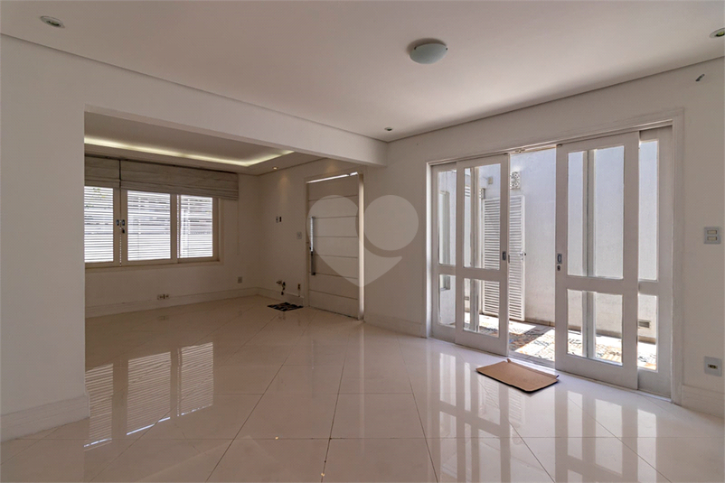 Foto REO1129265