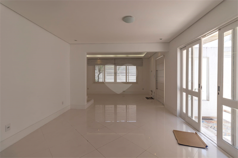 Foto REO1129265