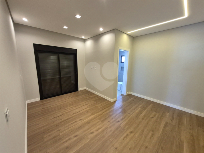 Foto REO1129272