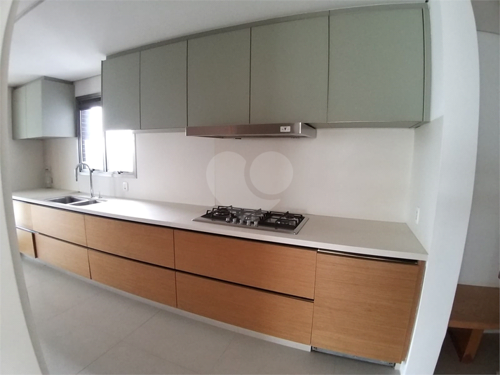Foto REO1129274