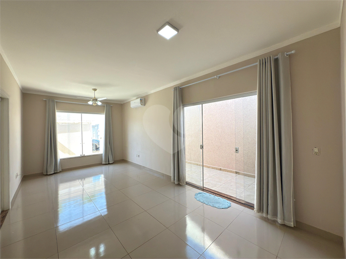 Foto REO1129276