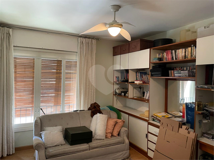 Foto REO1129280