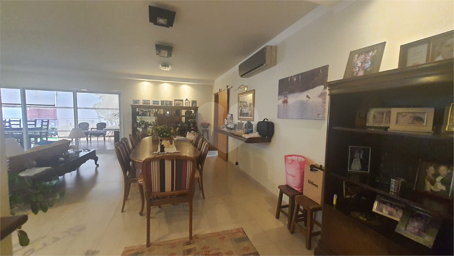 Foto REO1129287