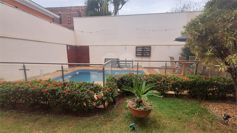 Foto REO1129287