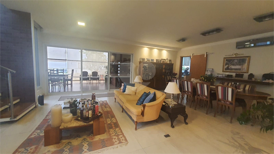 Foto REO1129287