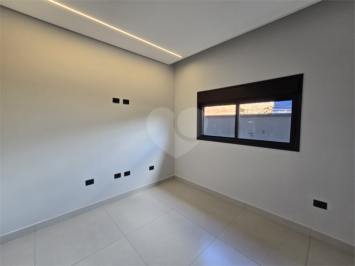 Foto REO1129294