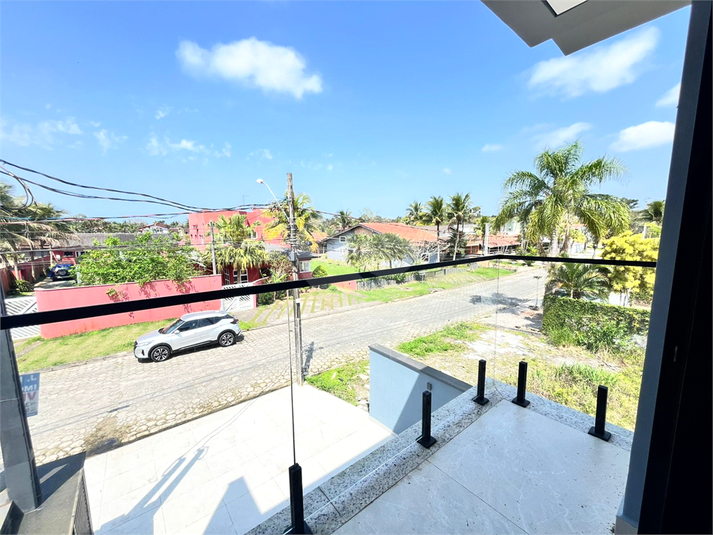 Foto REO1129303