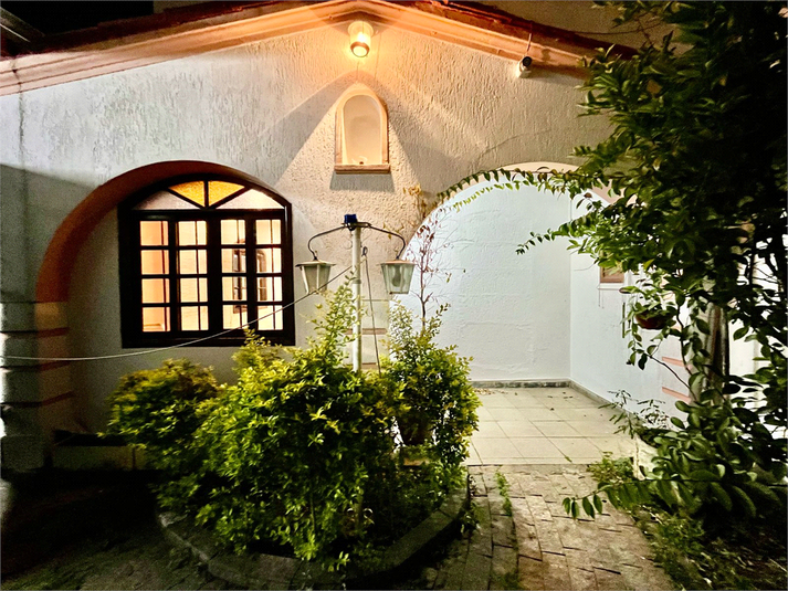 Foto REO1129325