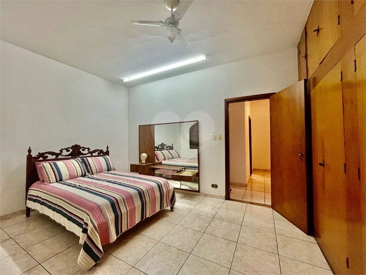Foto REO1129325
