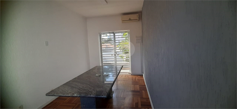 Foto REO1129358