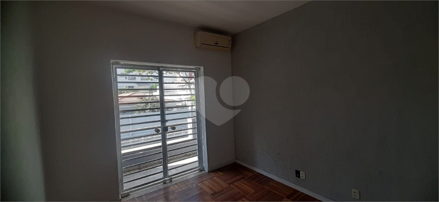 Foto REO1129358