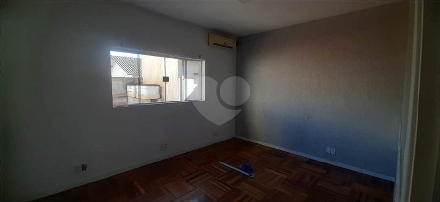 Foto REO1129358