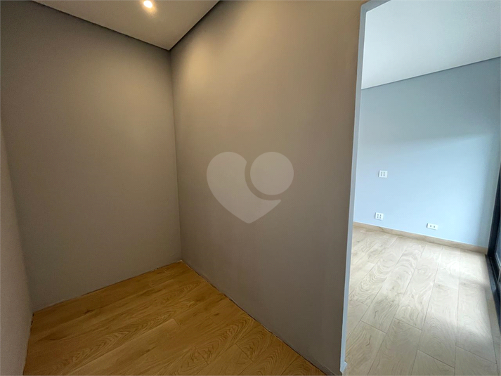Foto REO1129407