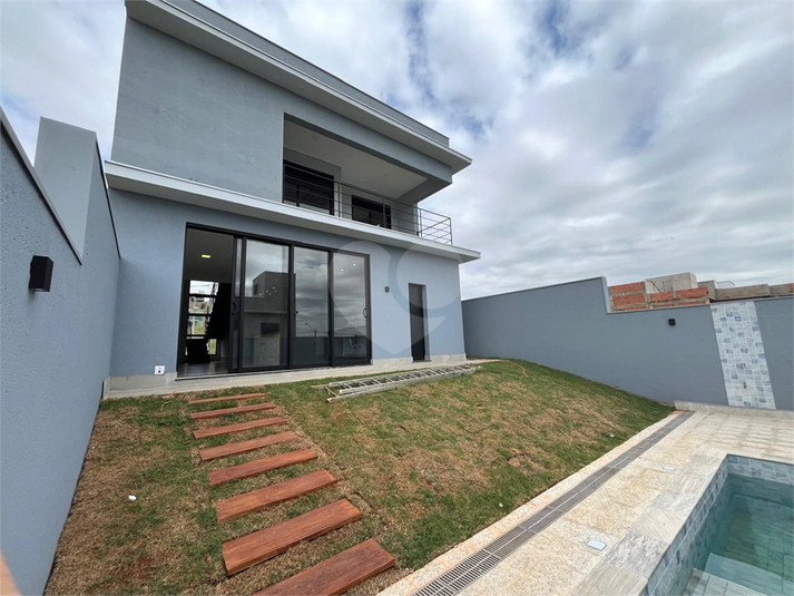 Foto REO1129407