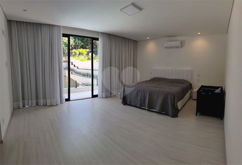Foto REO1129430