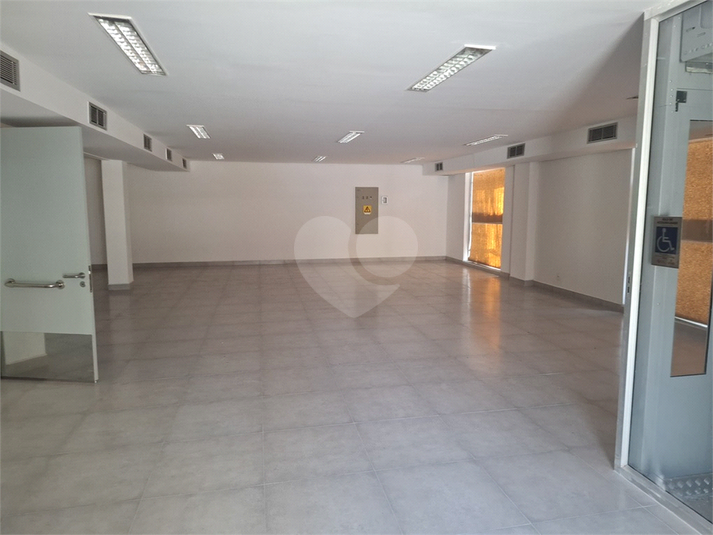 Foto REO1129435