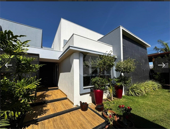 Foto REO1129455