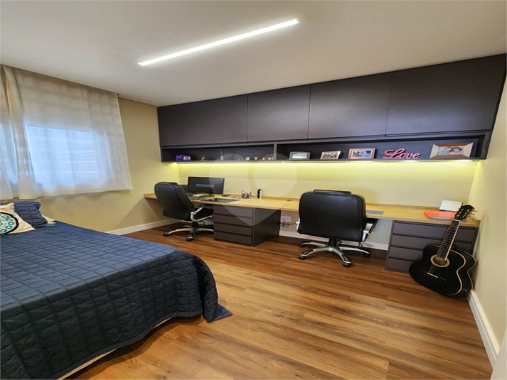 Foto REO1129467