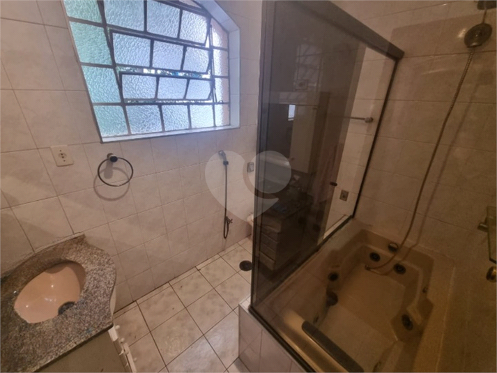 Foto REO1129483