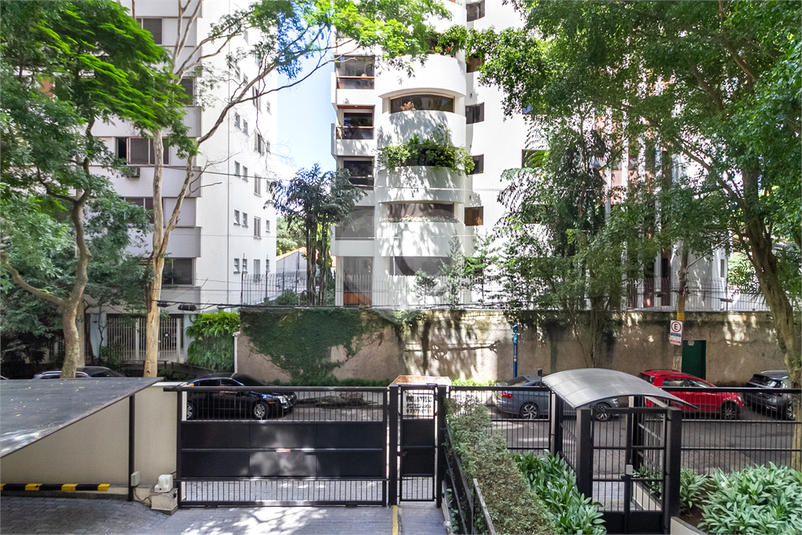 Foto REO1129527