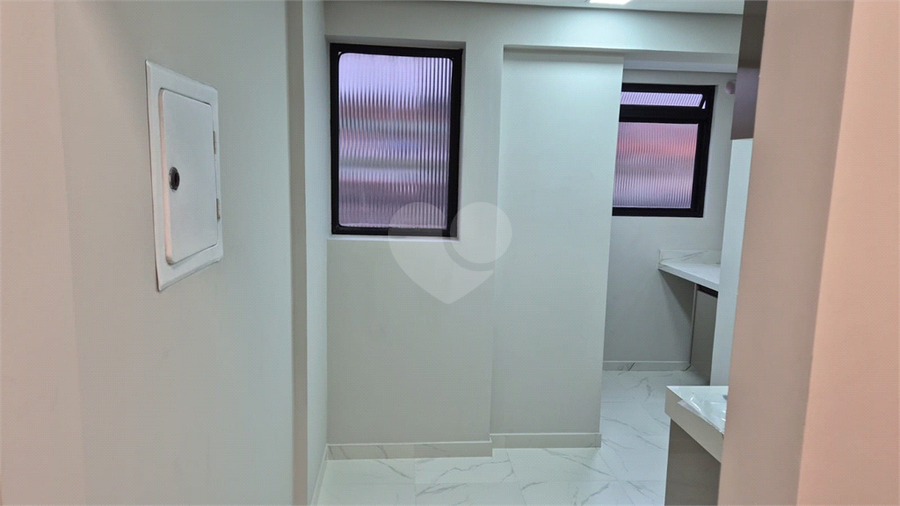 Foto REO1129556